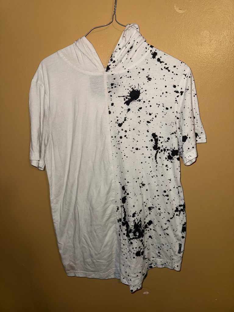 White Split Hooded T-Shirt With Black Paint-Splattered Medium